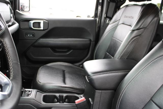 Used 2023 Jeep Wrangler Unlimited Sahara image 36