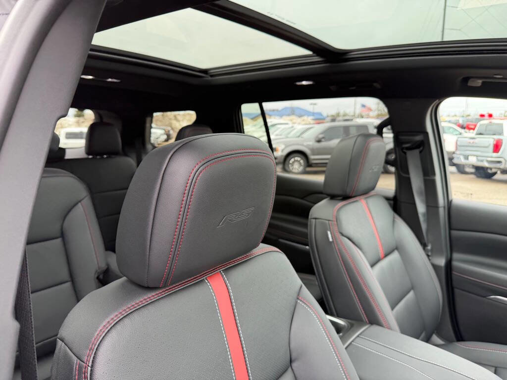 Used 2026 Chevrolet Traverse RS image 67