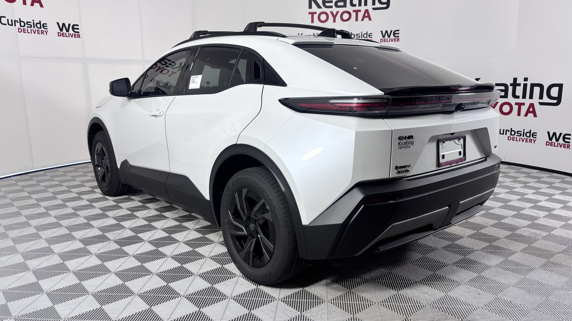 Used 2026 Toyota C-HR AWD/4WD image 6