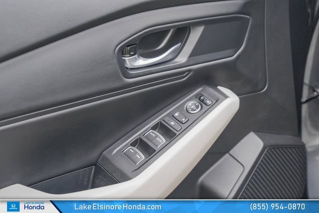 Certified 2025 Honda Accord SE image 13