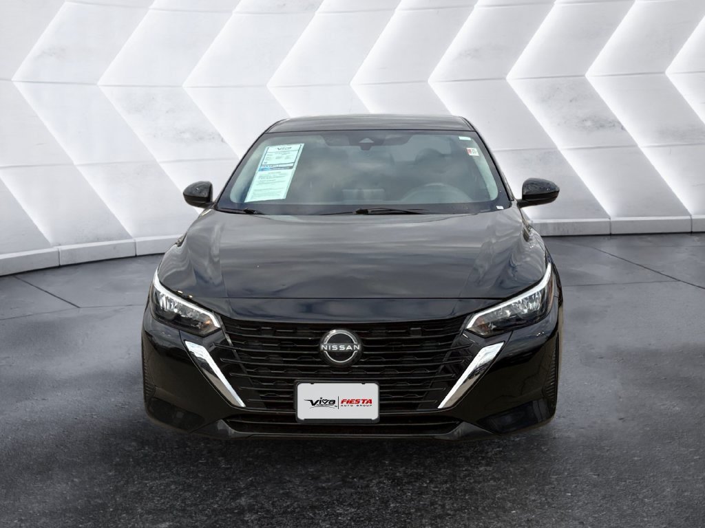 Used 2024 Nissan Sentra SV FWD image 2