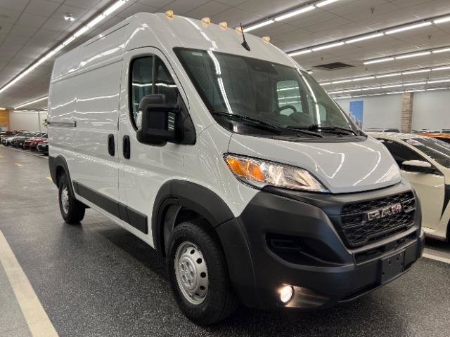 Used 2023 RAM ProMaster 2500 w/ Convenience Group FWD image 5