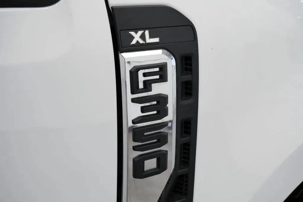 Used 2024 Ford F350 XL w/ XL Off-Road Package AWD/4WD image 9