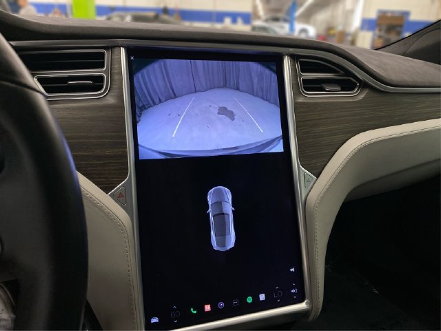 Used 2015 Tesla Model S 70D AWD/4WD image 31