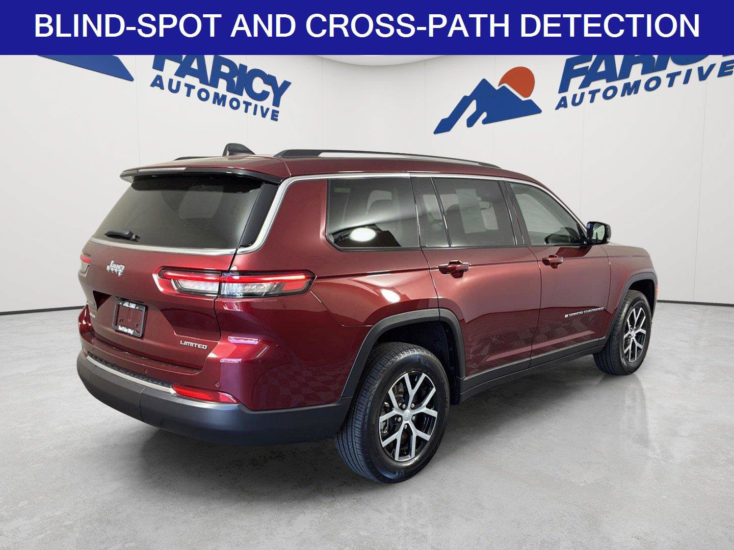 Used 2023 Jeep Grand Cherokee L Limited AWD/4WD image 4