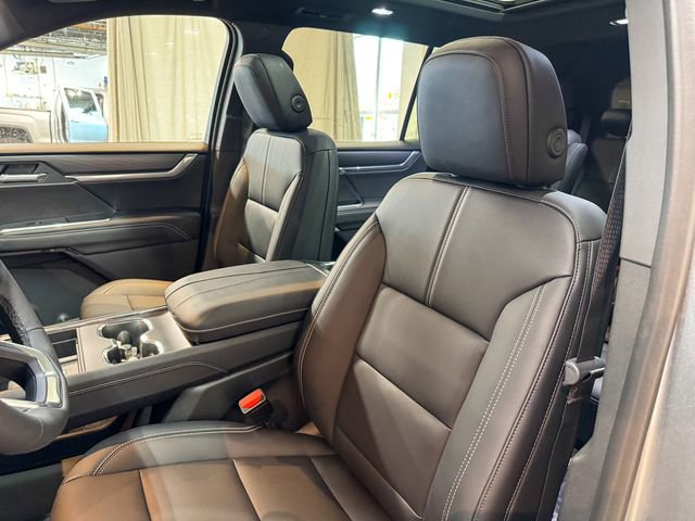 New 2025 GMC Acadia Elevation w/ Elevation Premium Package image 17