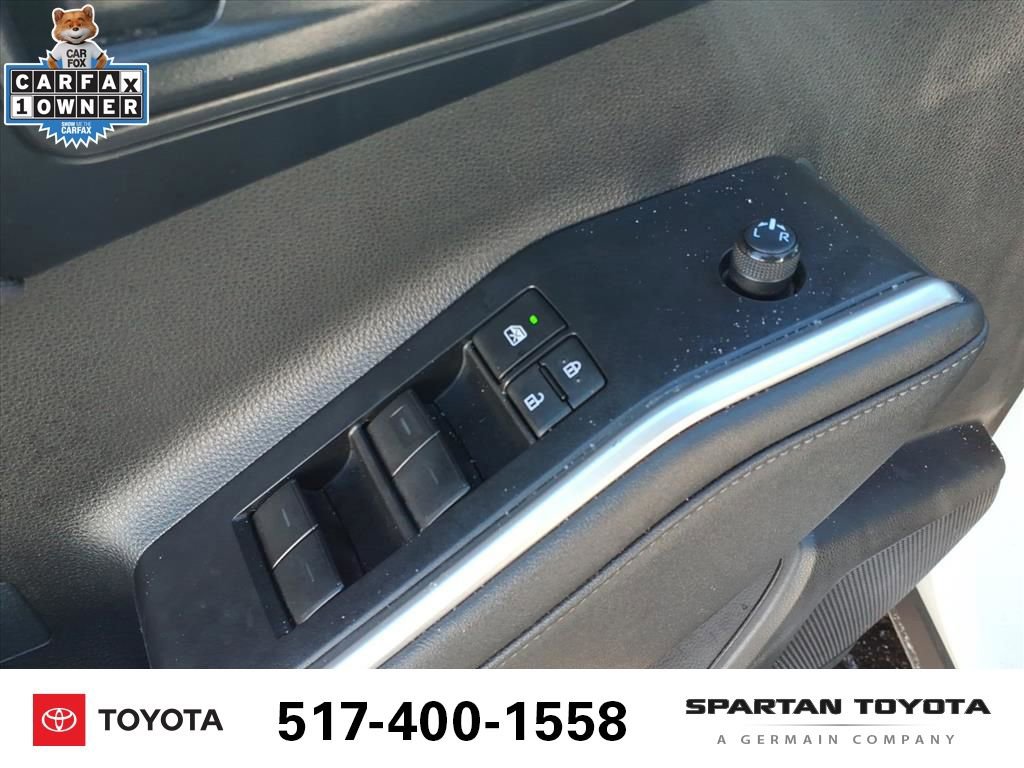 Used 2023 Toyota Highlander LE image 13