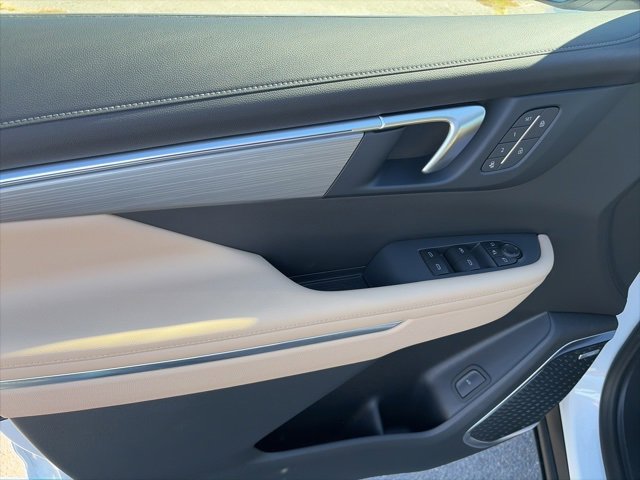 New 2026 Buick Enclave Preferred w/ Power Package image 18