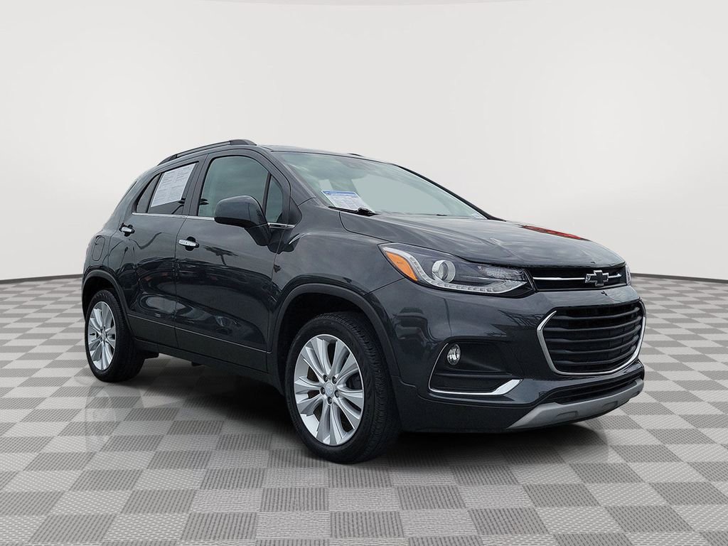 Used 2019 Chevrolet Trax Premier w/ LPO, Cargo Package image 2