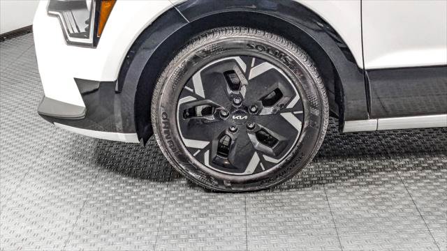 Used 2023 Kia Niro Wind w/ Wind Preserve Package FWD image 34