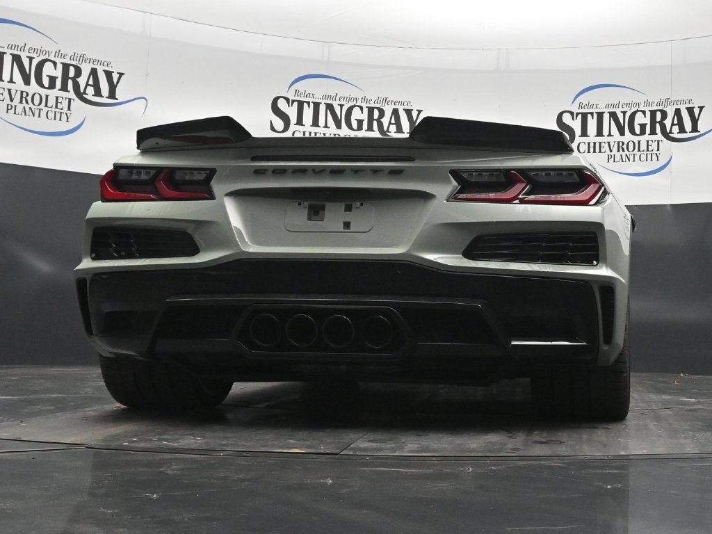 Used 2024 Chevrolet Corvette Z06 w/ Stealth Interior Trim Package RWD image 31