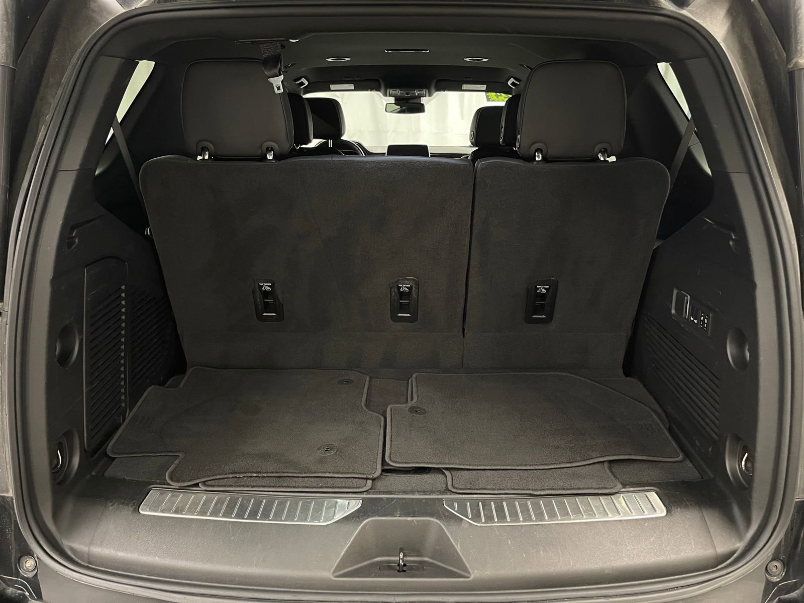 Used 2024 Chevrolet Tahoe Premier image 5