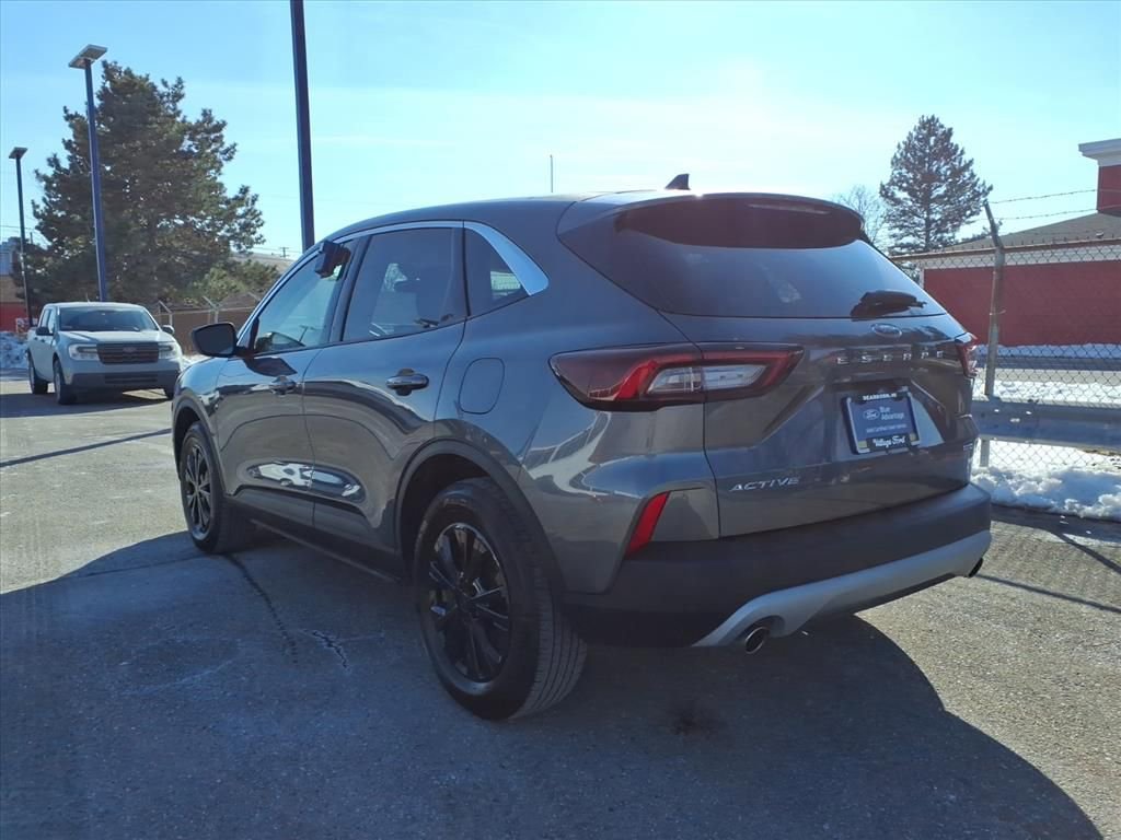 Certified 2023 Ford Escape Active image 9