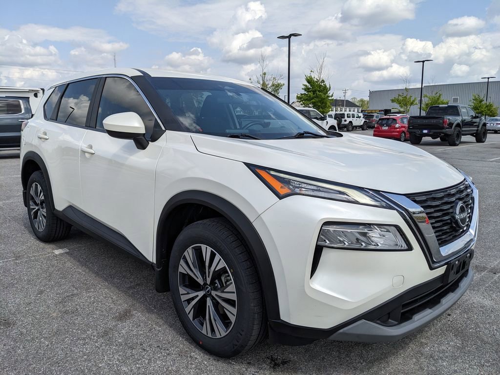 Used 2023 Nissan Rogue SV image 18