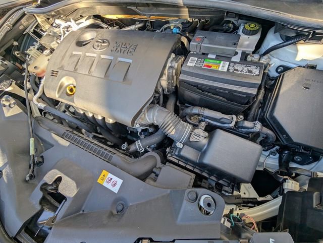 Used 2019 Toyota C-HR XLE image 23