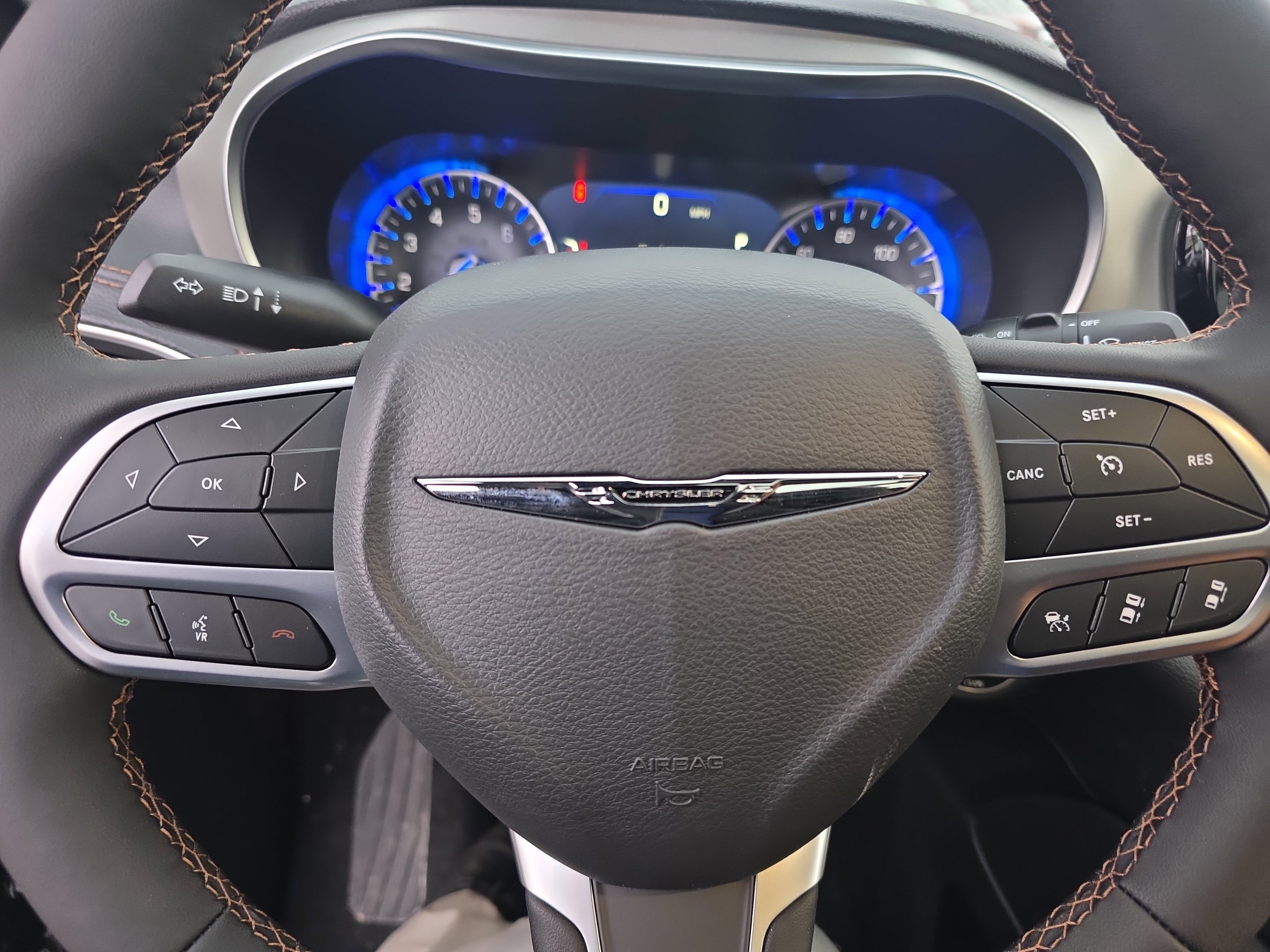 New 2026 Chrysler Pacifica Pinnacle image 10