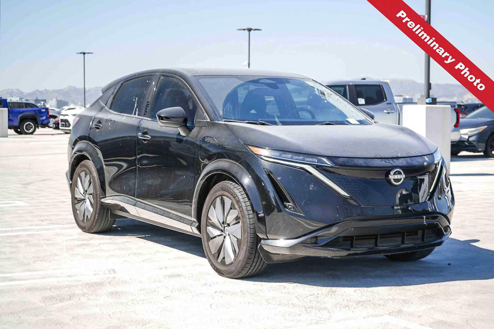 Used 2024 Nissan Ariya AWD image 3