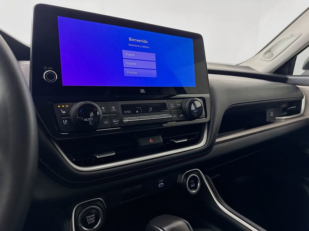 Certified 2024 Toyota Grand Highlander Limited image 17