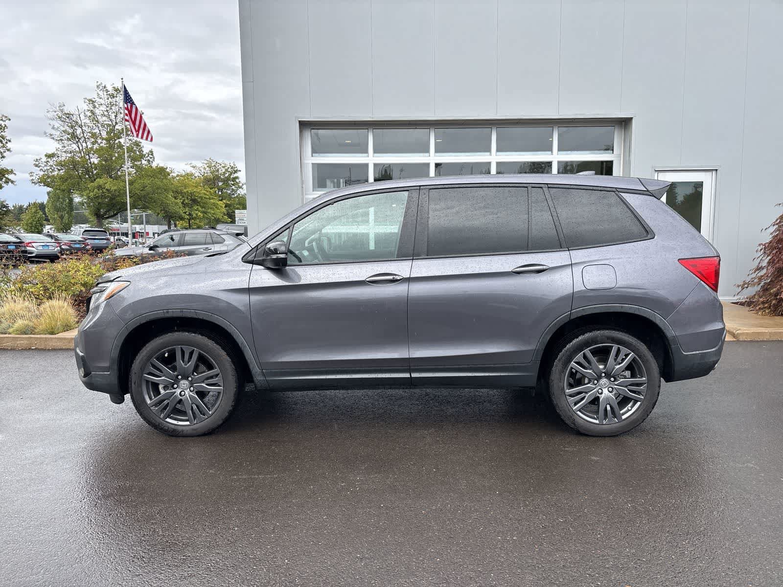 Used 2020 Honda Passport EX-L image 2