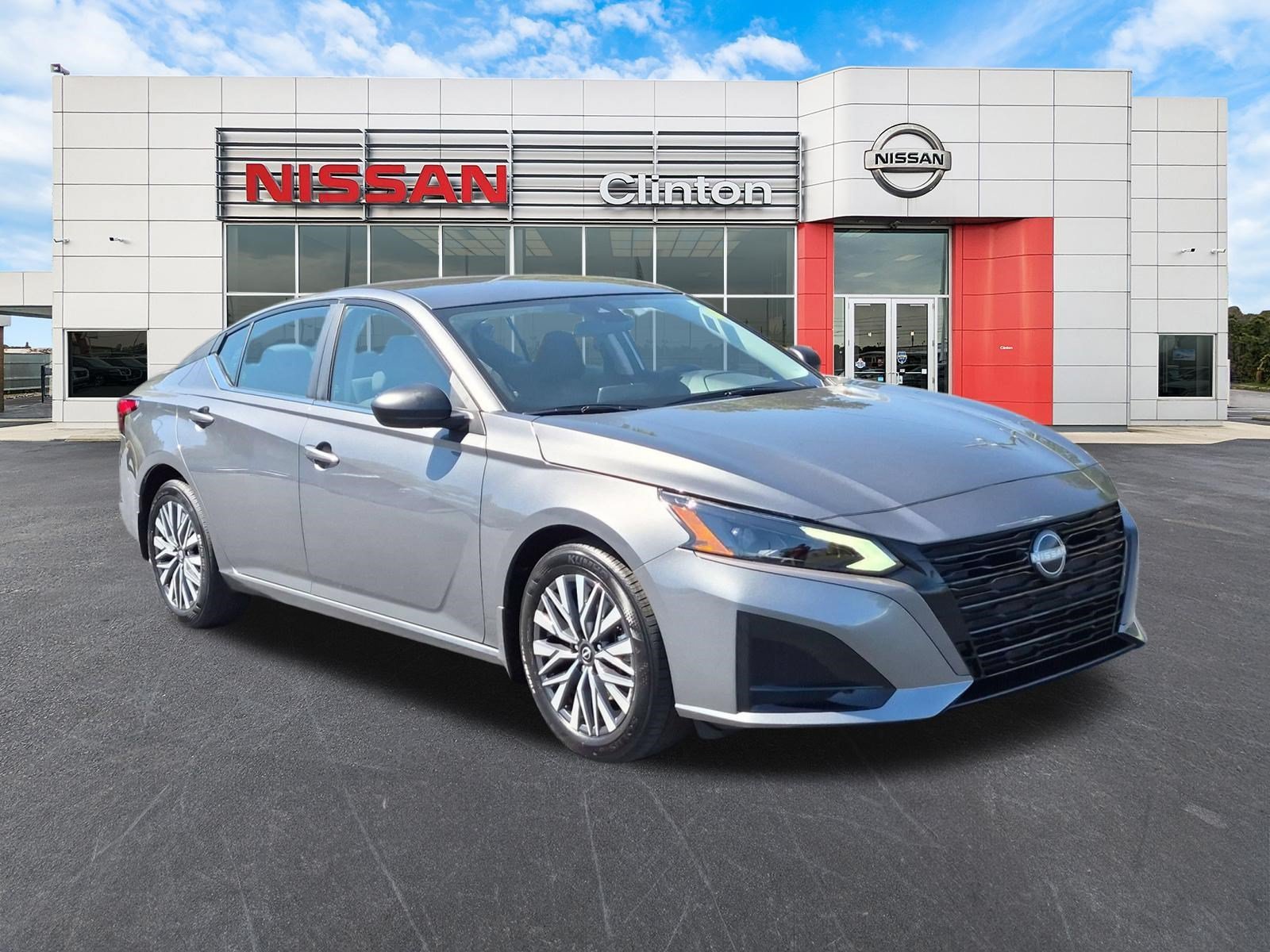 New 2026 Nissan Altima 2.5 SV FWD image 1