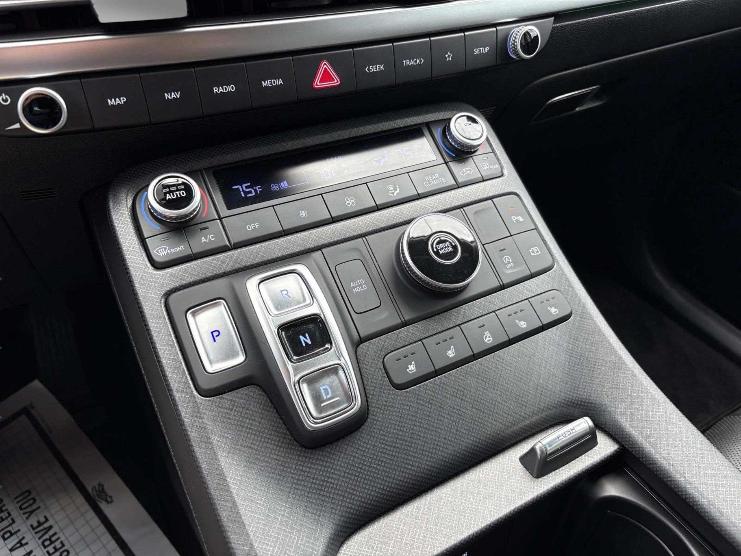 Used 2024 Hyundai Palisade Limited image 35