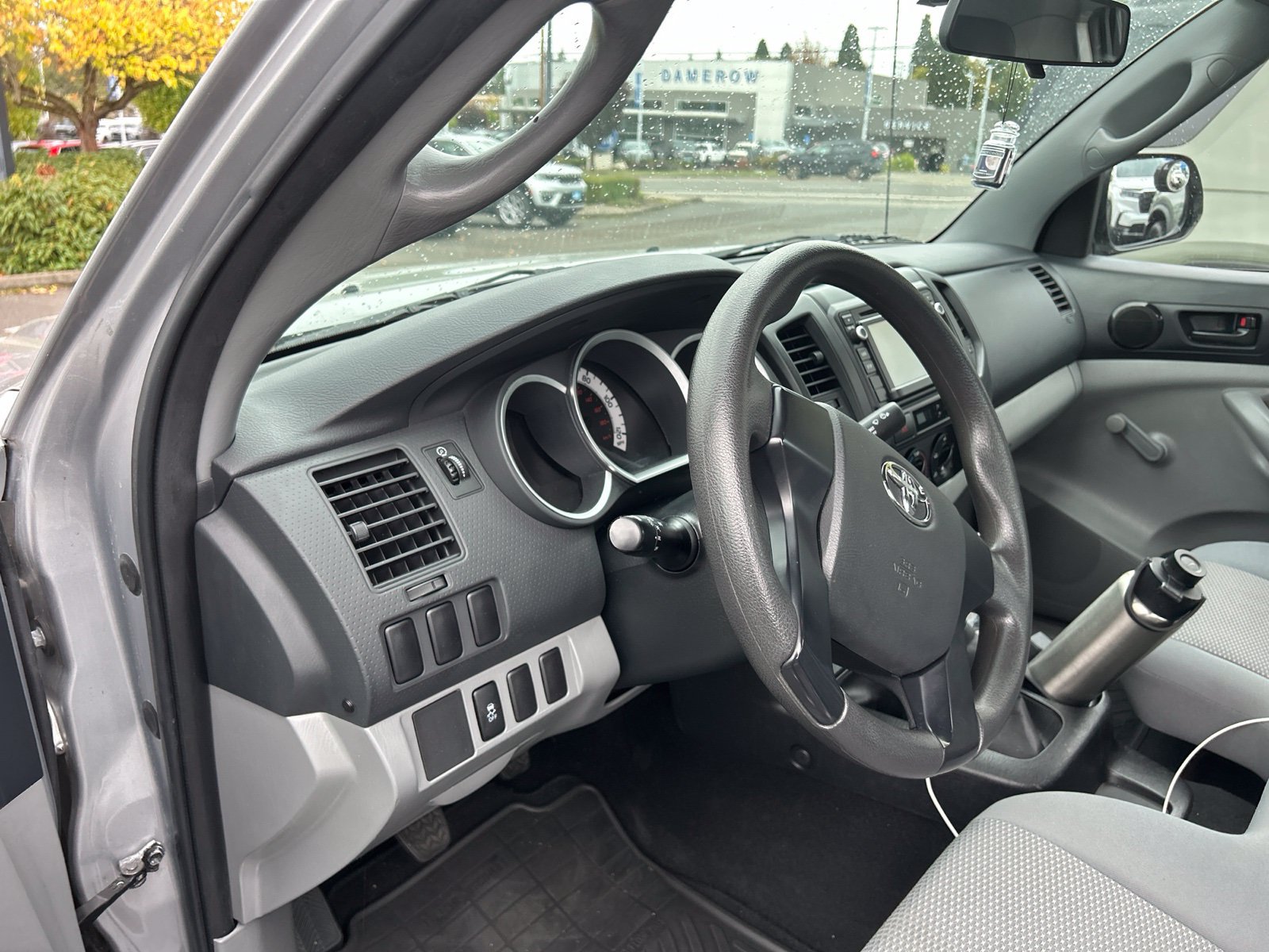 Used 2014 Toyota Tacoma 2WD Regular Cab image 7