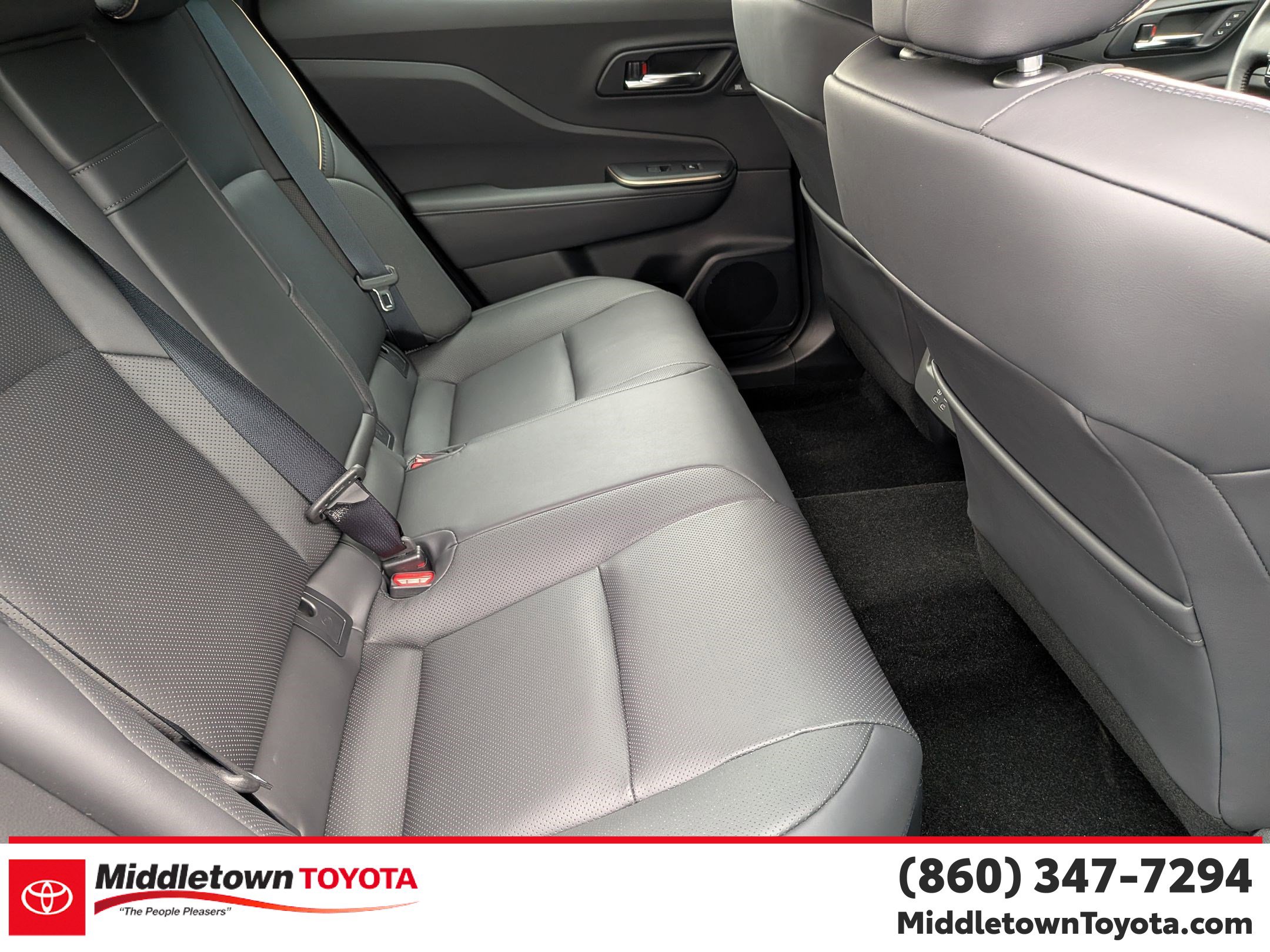 Used 2023 Toyota Crown Platinum image 34