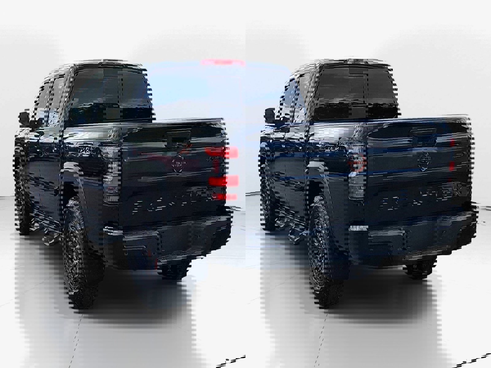 Used 2025 Nissan Frontier Pro-X w/ Pro Premium Package image 5