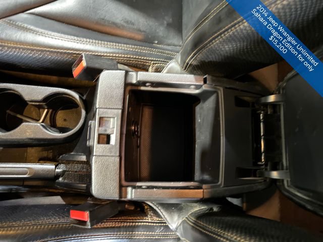 Used 2014 Jeep Wrangler Unlimited Sahara image 21