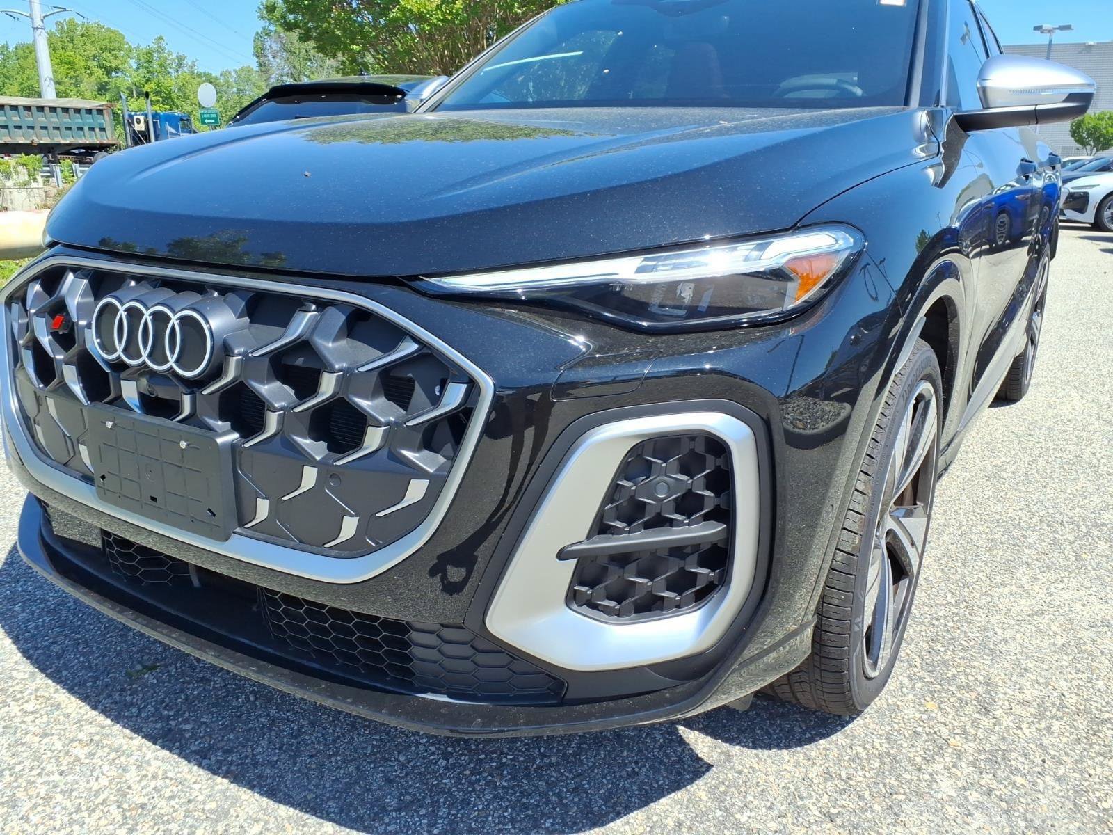 New 2025 Audi SQ5 Premium Plus AWD/4WD image 2