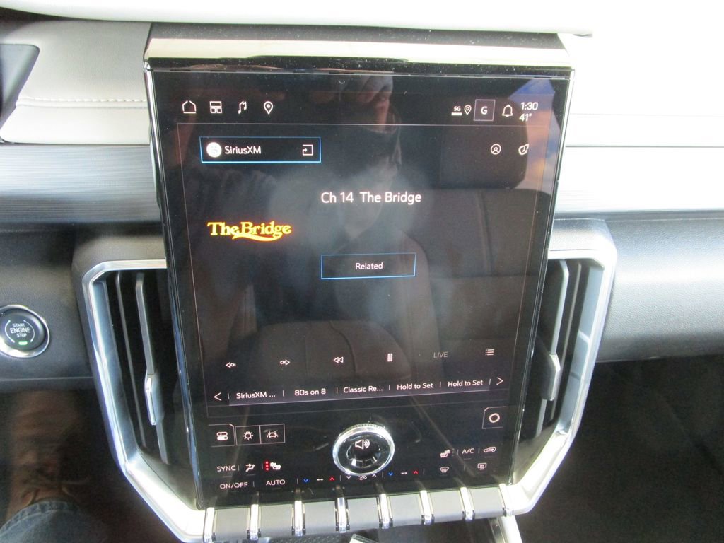 New 2026 GMC Acadia Elevation w/ Elevation Premium Package image 32