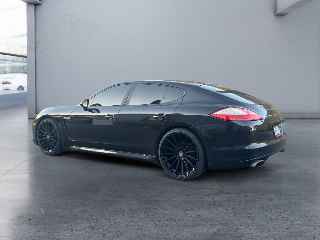 Used 2012 Porsche Panamera 2 image 3