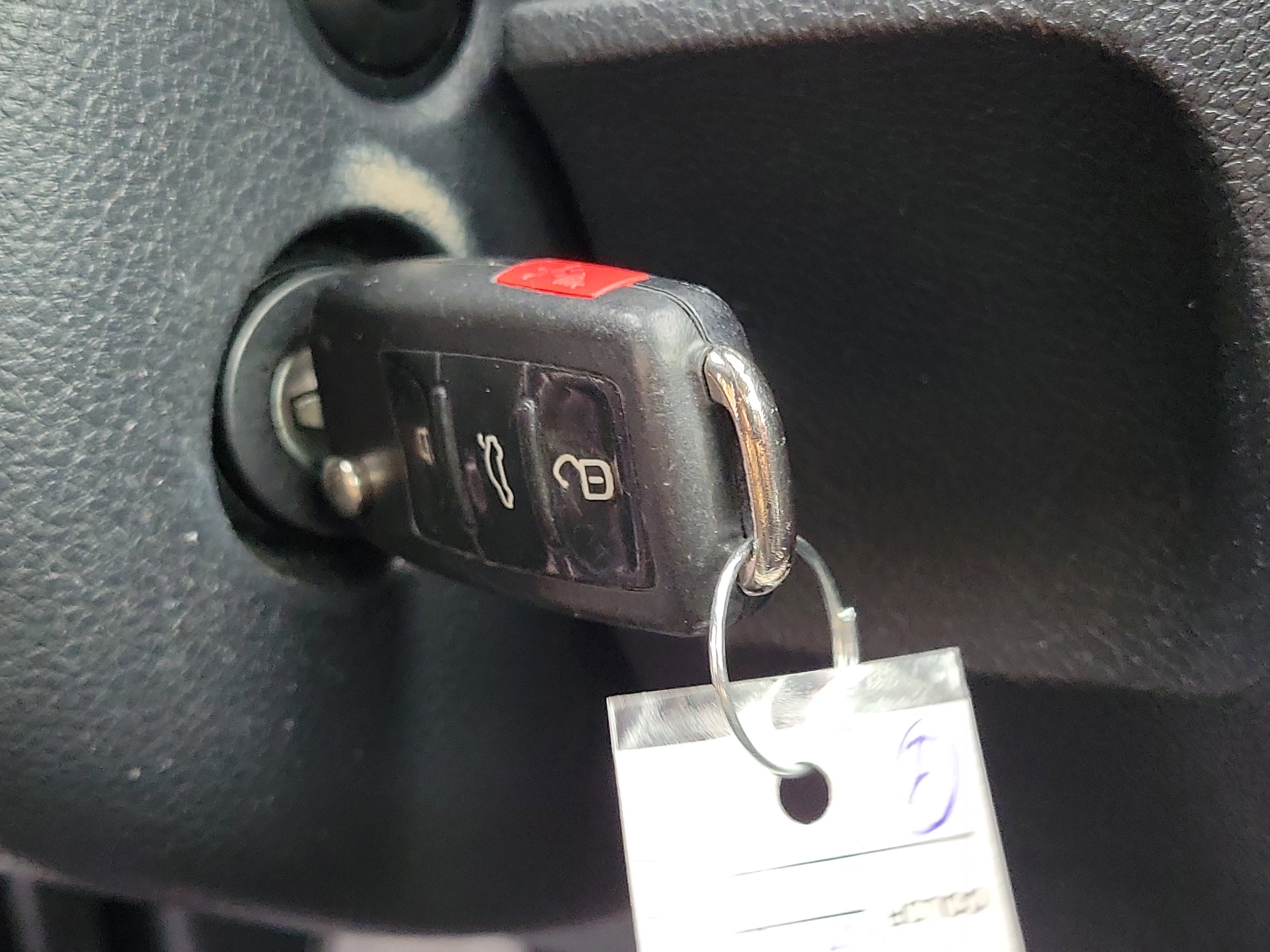 Used 2013 Volkswagen Golf 2.5L image 28