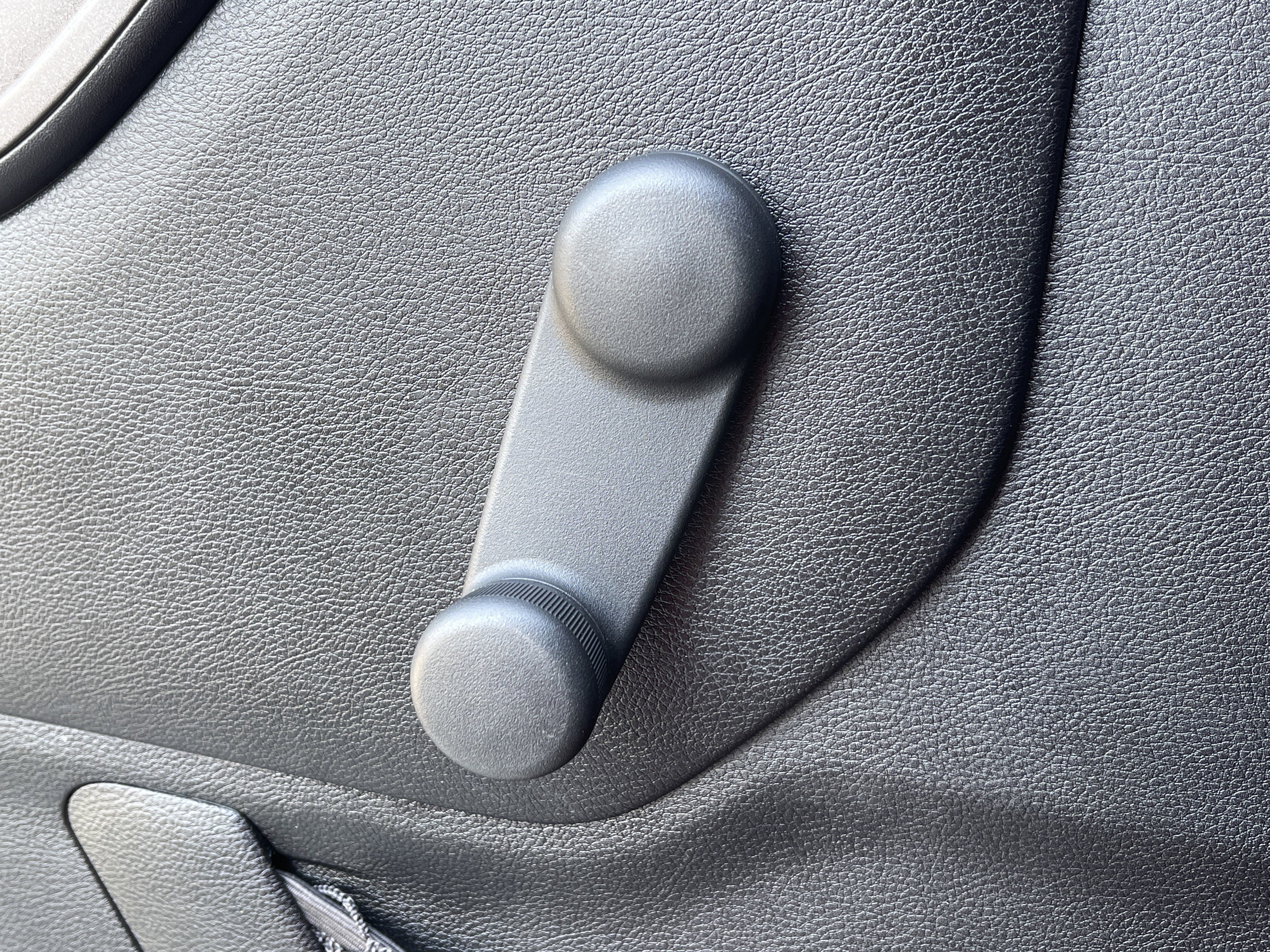 Used 2014 Jeep Wrangler Unlimited Sport image 23