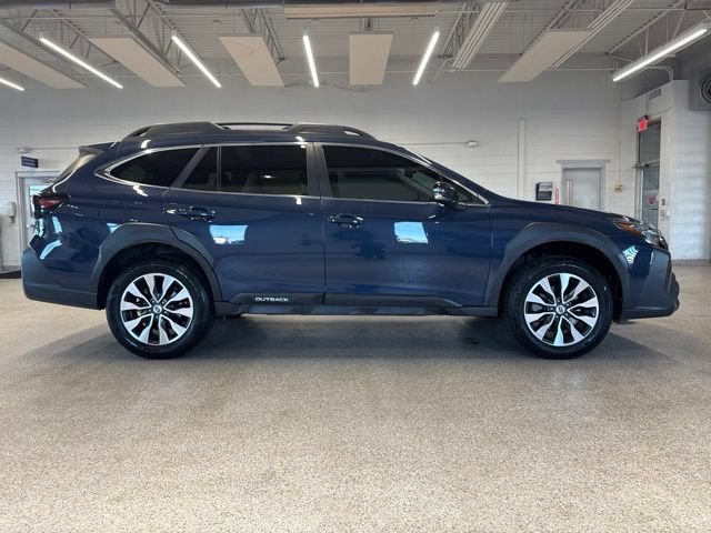 Used 2024 Subaru Outback Limited AWD/4WD image 4