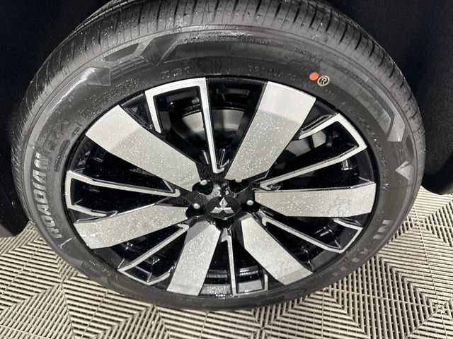 New 2026 Mitsubishi Outlander SE AWD/4WD image 5