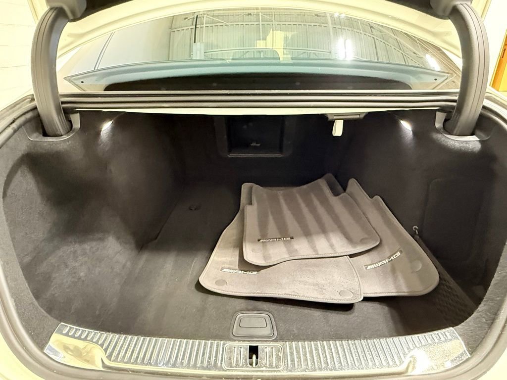 Used 2023 Mercedes-Benz S 500 4MATIC w/ AMG Line image 48