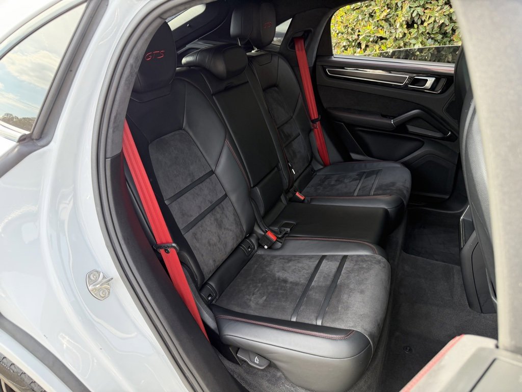 Used 2023 Porsche Cayenne GTS image 40
