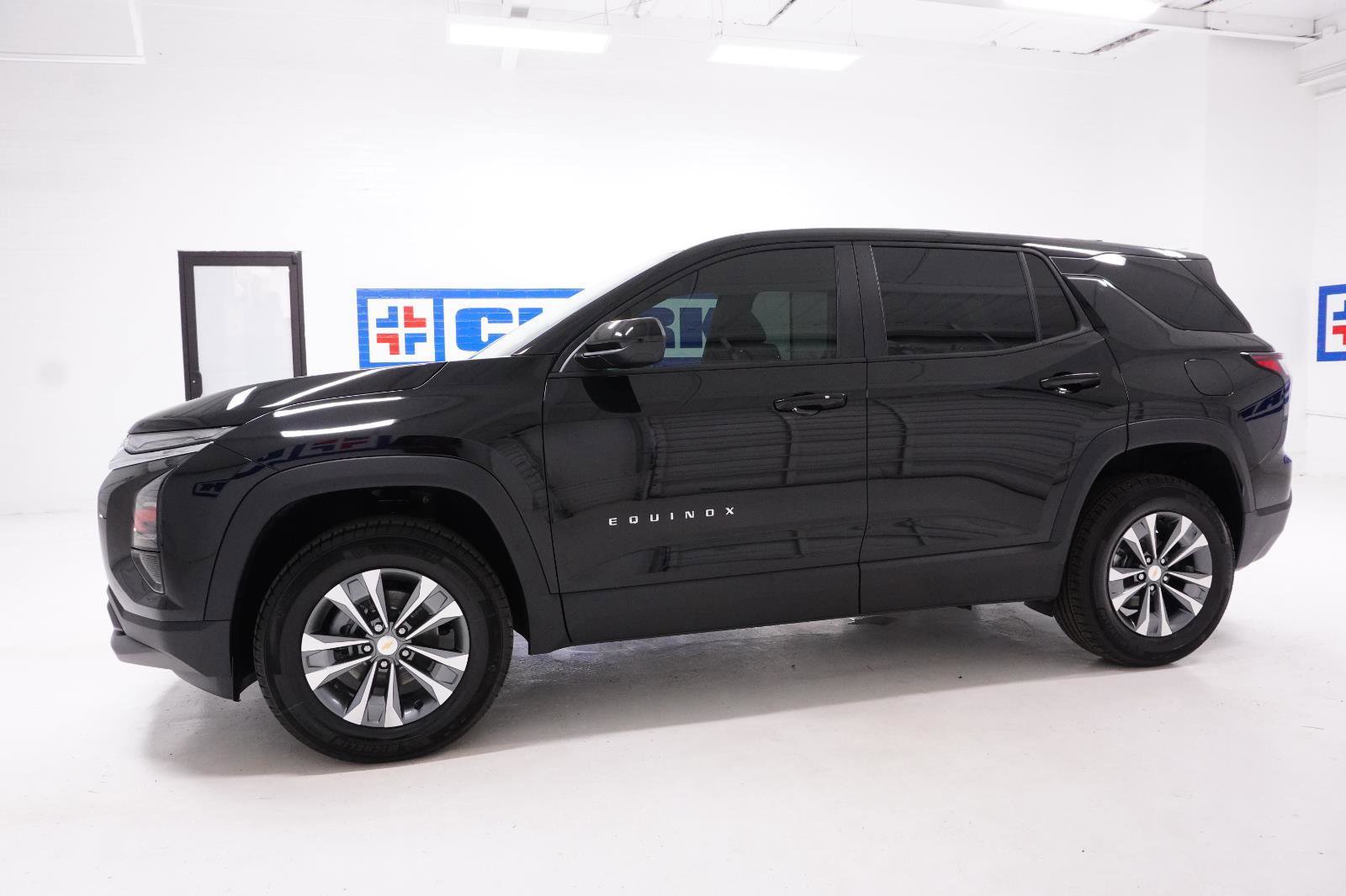 New 2026 Chevrolet Equinox LT image 10