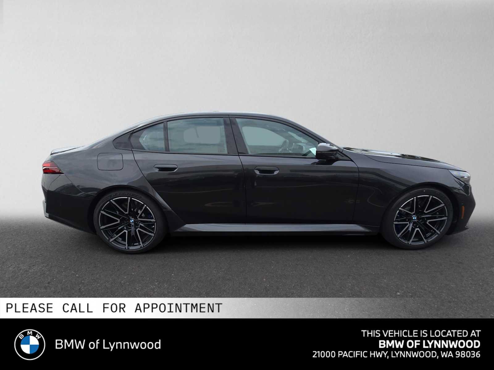 New 2027 BMW M5 w/ Carbon Package AWD/4WD image 2