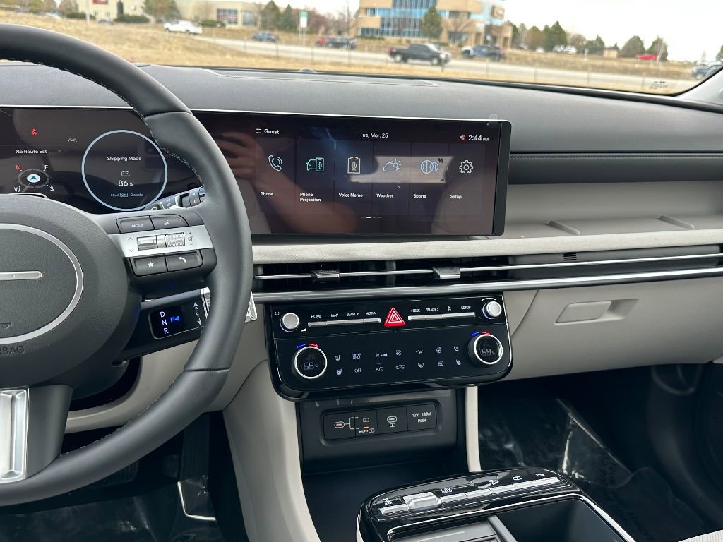 New 2025 Hyundai Tucson Limited image 19