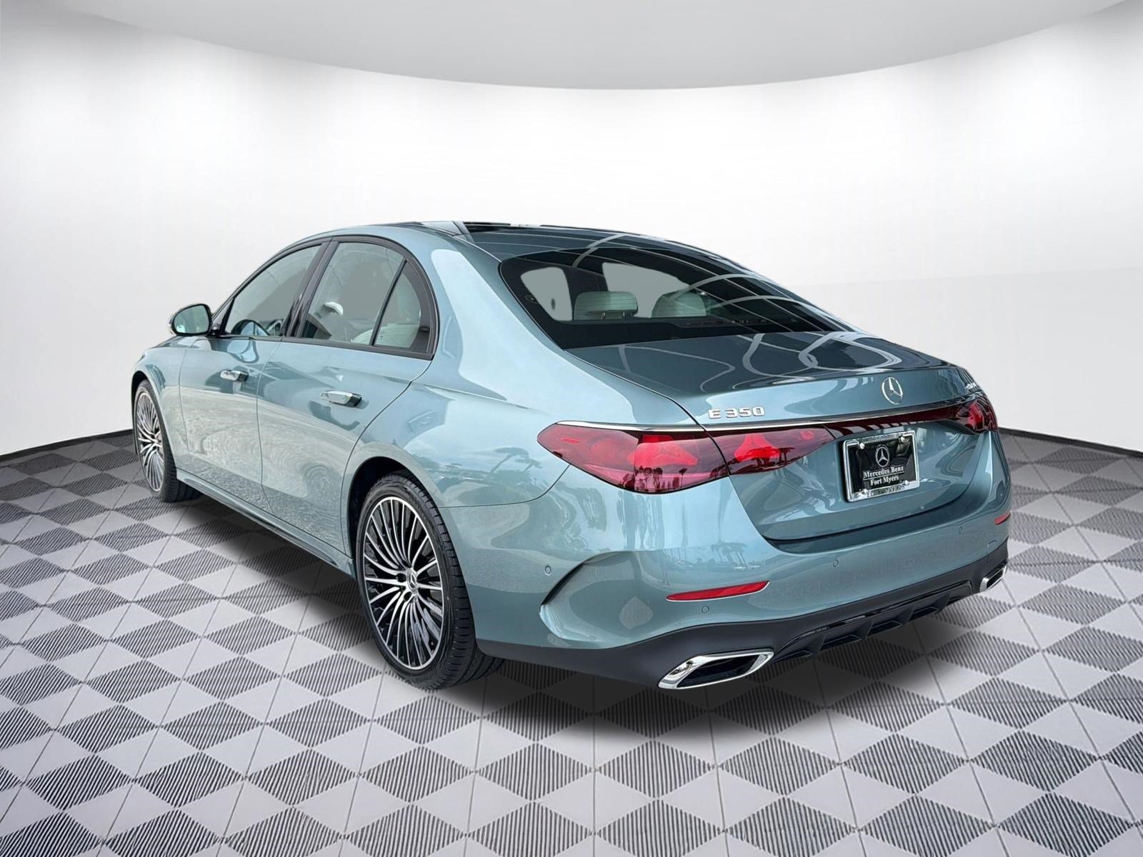 New 2026 Mercedes-Benz E 350 4MATIC Sedan image 3
