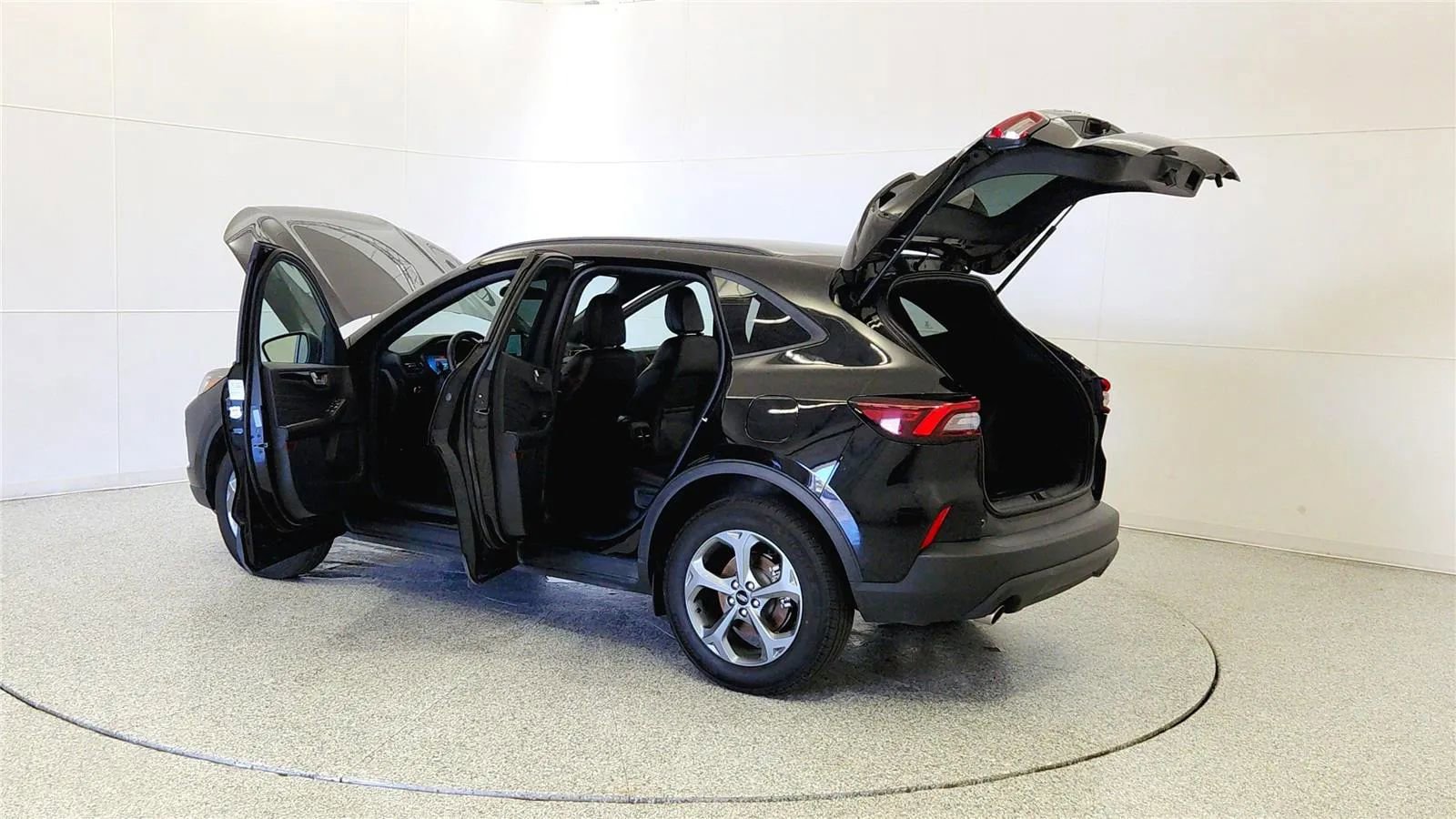 Used 2025 Ford Escape ST-Line image 11