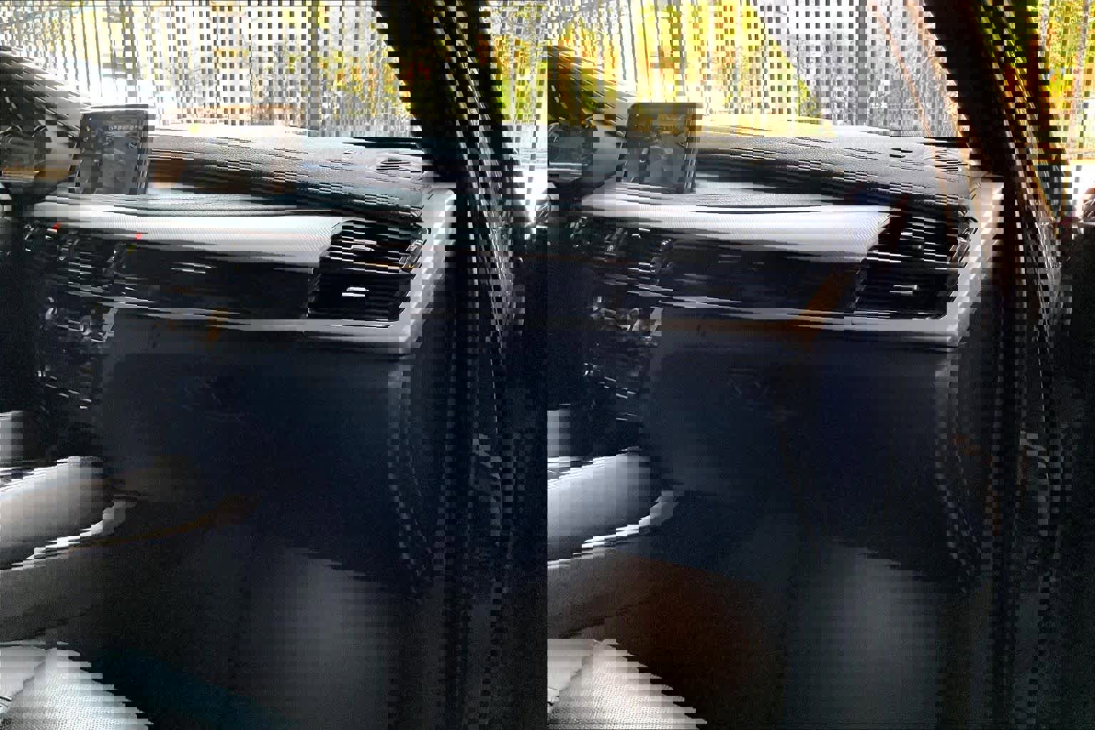 Used 2018 BMW X6 xDrive35i w/ M Sport Package image 18