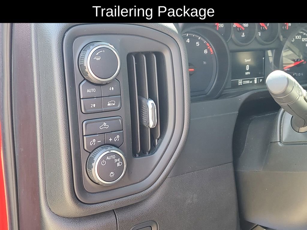 Used 2020 Chevrolet Silverado 1500 Custom w/ Custom Convenience Package AWD/4WD image 8