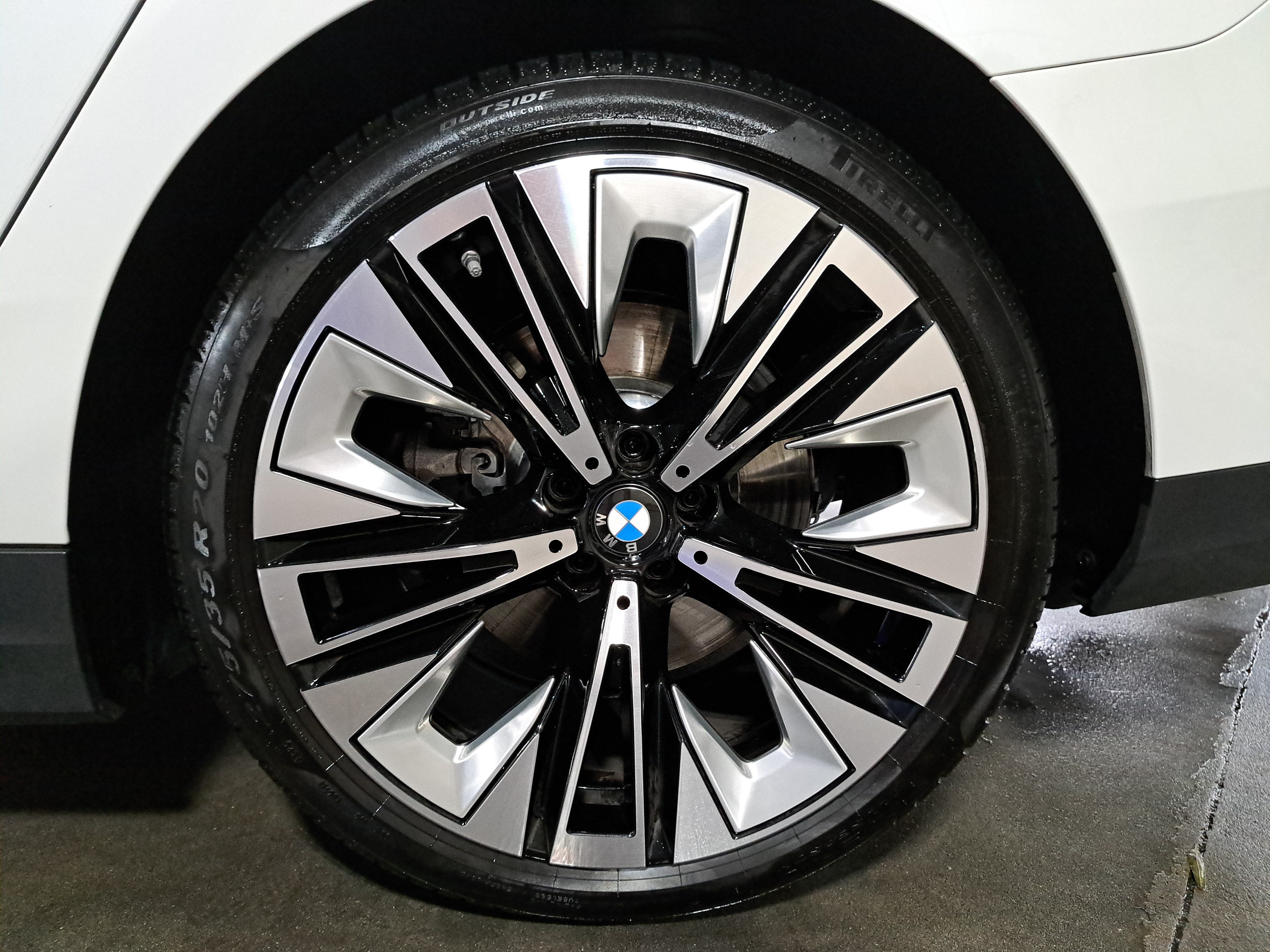 Used 2026 BMW i5 eDrive40 RWD image 36