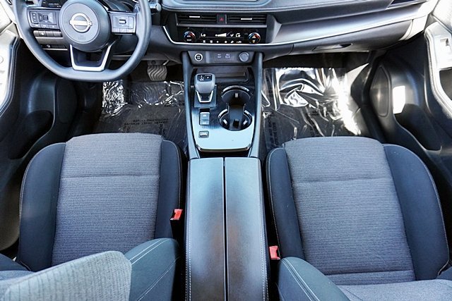 Used 2023 Nissan Rogue SV FWD image 28
