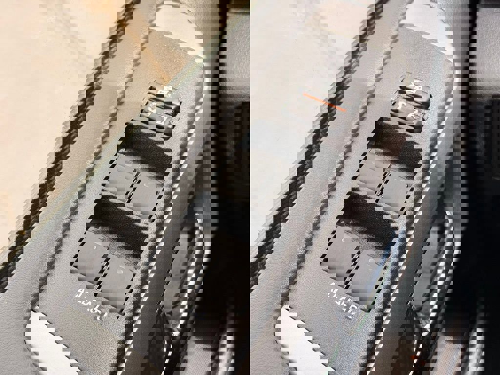 Certified 2024 Toyota 4Runner SR5 Premium image 23