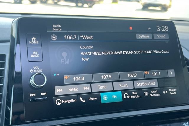 Used 2025 Honda Odyssey Touring image 24