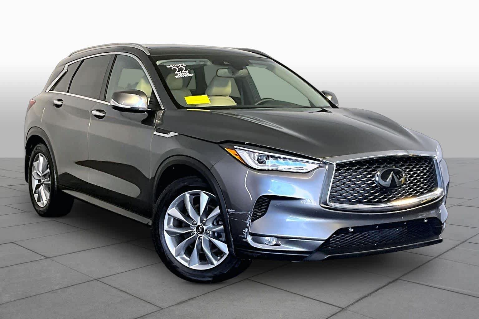 Used 2022 INFINITI QX50 Essential AWD/4WD image 3